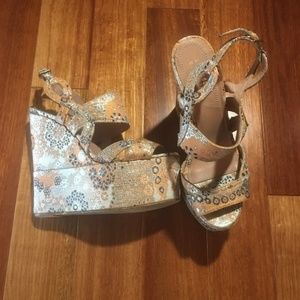 Edmundo Castillo Sandals